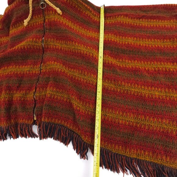 Himalayan Artisan Handmade Red Woven Poncho with Backpack Hoodie One Size - Picture 6 of 7